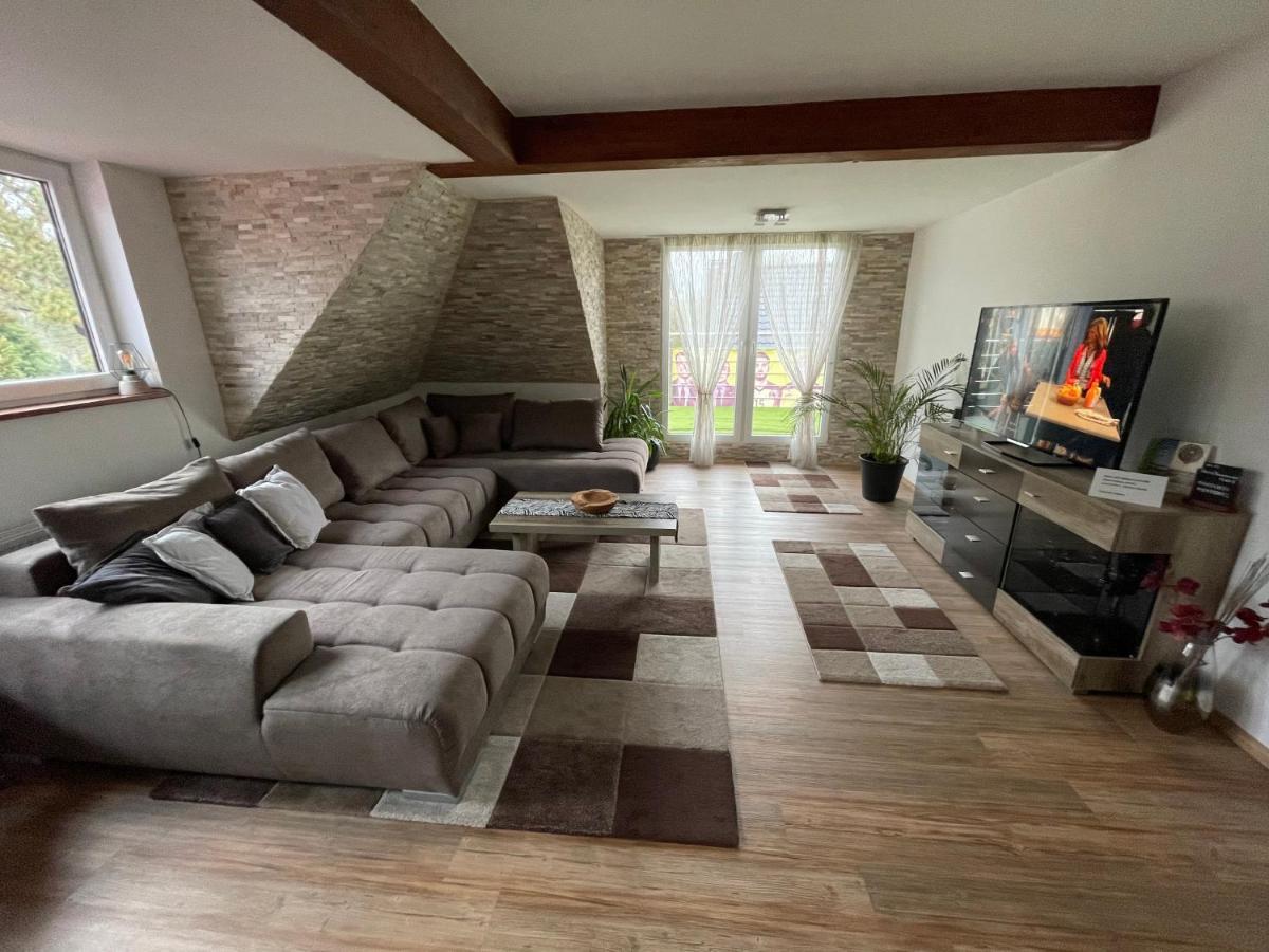 Lux Apartmant فسترشتيده المظهر الخارجي الصورة